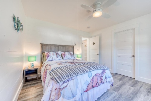 Twin Rocks Beach Retreat image 21