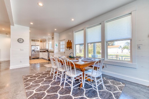 Twin Rocks Beach Retreat image 4